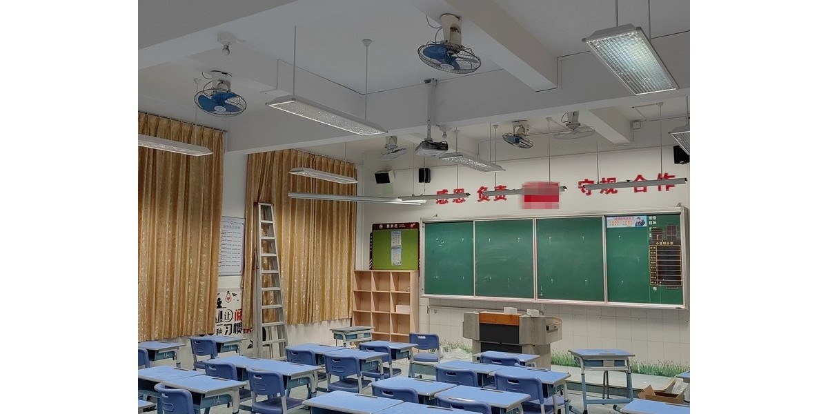 案例｜岑松江夫人外国语学校护眼教室灯改造完毕，教室优质照明光环境开启学生新的学期