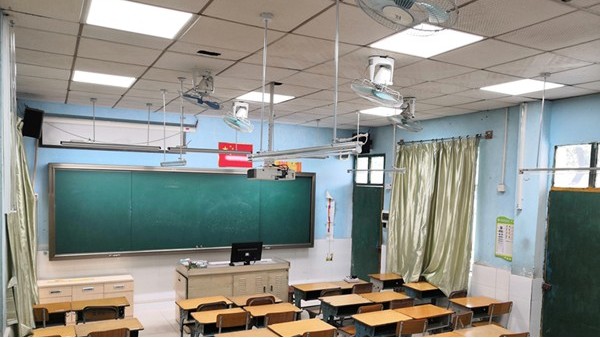 中小学校教室照明环境好不好？直接影响中小学生视力健康